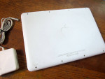**PRICE DROP* Apple Macbook 13" inch -White Laptop Computer