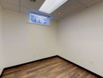 Premier Maple Ave Medical Office Suite: Prime Location - Lease Now