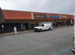 8750ft2 - Free Rent on Large Center at Broadway Plaza