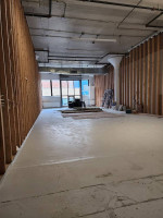 Flex Warehouse/Office with 20 Foot Ceilings, Freight, 7 Train