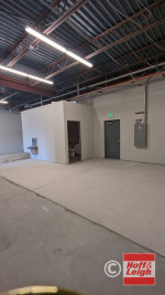 Professional Office/Retail Space for Lease (7055-7095 Lexington Drive)