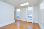 SI MLS # 200984-1749 VICTORY BLVD OFFICES