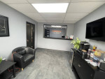 5500 sq ft garage available for lease