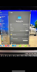 MacBook Pro 13in M2  2022