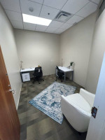 Admin Offices. Move In Ready‼️ Great For Lawyers/Start Ups!24/7 Access