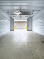 Medium Secured Climate-Controlled Warehouse w/ Free Forklift - Gahanna