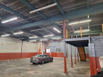 NEW IN THE MARKET -WAREHOUSE WITH 21 CEILING HIGH  DRIVE INN OFFICES -