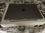Apple - MacBook Air 15" Laptop - M2 chip - 8GB Memory - 512GB SSD (Lat