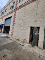 2,500 SF Warehouse Studio Workshop for Rent