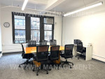 EXCLUSIVE LISTING! Open layout unit w/polished concrete floors.