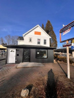 Pizza Shop / Coffee Shop / Restaurant / Retail Space For Rent