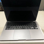MacBook Air 13-inch (2020)
