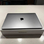 MacBook Air 13-inch (2020)