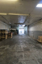 Hard to Find Warehouse Prime LIC Close to Subway, Bridgge, Will go Fas