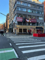 SOHO Corner Rest/Bar - Fully Vented