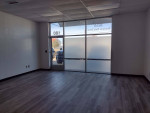 Shop/Office/Warehouse Flex space with Bay door - Great Location!