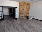 Shop/Office/Warehouse Flex space with Bay door - Great Location!