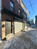 Rent: Fishtown, Office Space / Storefront / Yoga Studio/insurance