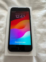 iphone SE (3rd gen) 64gb unlocked