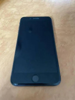 Iphone 8 plus. Mint. Scratch free screen. Unlocked