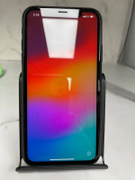 iPhone XR 64gb Unlocked ID: 37056