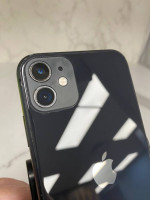 iPhone 11 64gb Unlocked ID: 80413