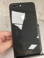 iPhone 8 Plus 64gb Unlocked ID: 06075