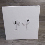 Apple AirPods Pro 1st Generation MagSafe Charging Case