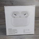 Apple AirPods Pro 1st Generation MagSafe Charging Case