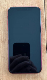 iPhone XR 64GB Red