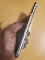 iPHONE X 64GB [AT&T/Cricket] cracked back