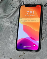 Apple iPhone X 64GB Silver Excellent Condition Unlocked iOS 13.4