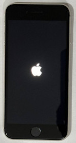 Unlocked iPhone SE 3rd Gen Starlight