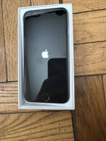 iPhone 6 (separate headphone jack)