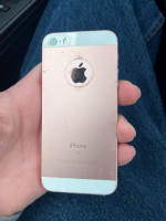 Unlocked iphone SE rose gold