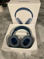 AirPods Max Sky Blue