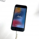 iPhone 7 - 128 MB - AT&T
