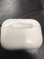 Apple airpods pro 1st gen