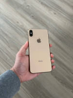 Unlocked iPhone XS MAX with 256 GB