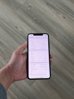 Unlocked iPhone XS MAX with 256 GB