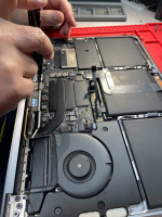 Charlotte Repair Store ( iPhone and Androids) same day