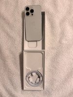 NEW IPhone 15 pro in box