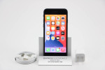 EXCELLENT- Apple iPhone SE 3rd Gen 64GB Midnight *UNLOCKED* WARRANTY!