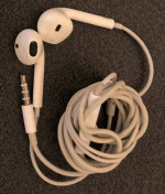 iPhone Earpods (2) & Adapter (1)