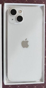 Apple iPhone 13 unlocked used 128GB Starlight