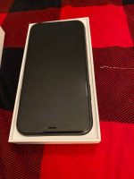 Apple iPhone 11 new metro T-Mobile 3 week’s service still on it