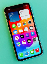 Iphone XR 64GB Carrier Unlocked (White) Like New