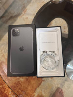 Apple iPhone 11 Pro Max 256 GB Factory  Unlocked