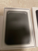 Brand new Apple wallet leather black Model A2504