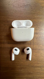 Apple AirPods (3rd Generation)